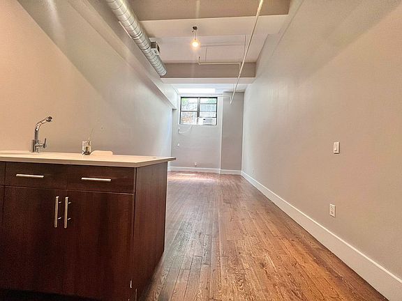 2nd image of 70 Kosciuszko St APT 1L