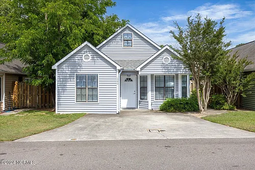 1246 Shipyard Blvd Photo 1