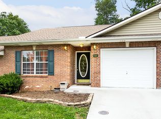 6448 Bakersfield Way, Knoxville, TN 37918