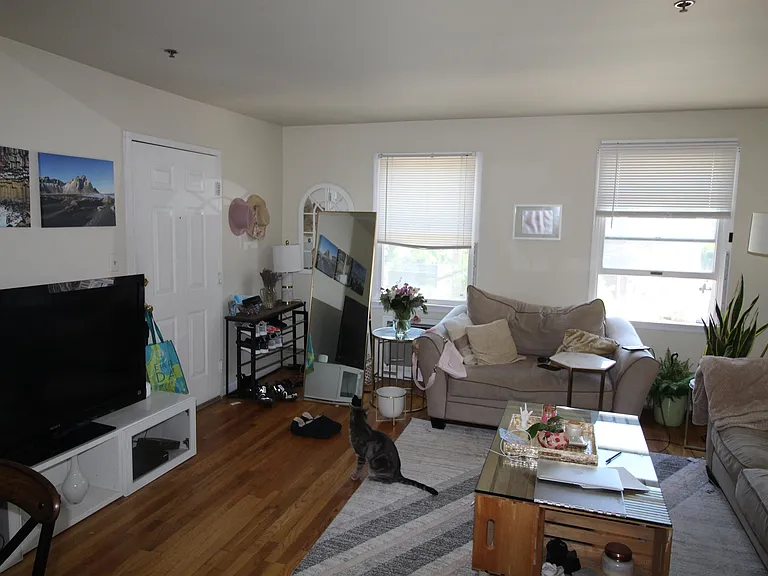 600 Jefferson St #B — Photo 4