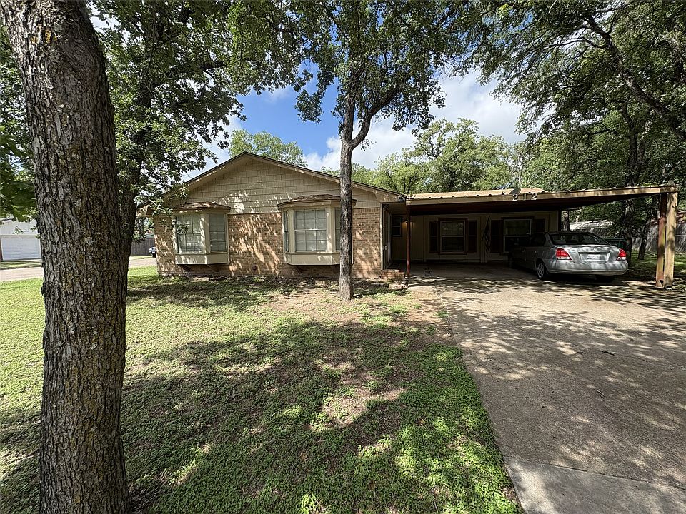 1st image of 212 S Norma Dr