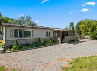 130 E Lake St, Rockford, WA 99030