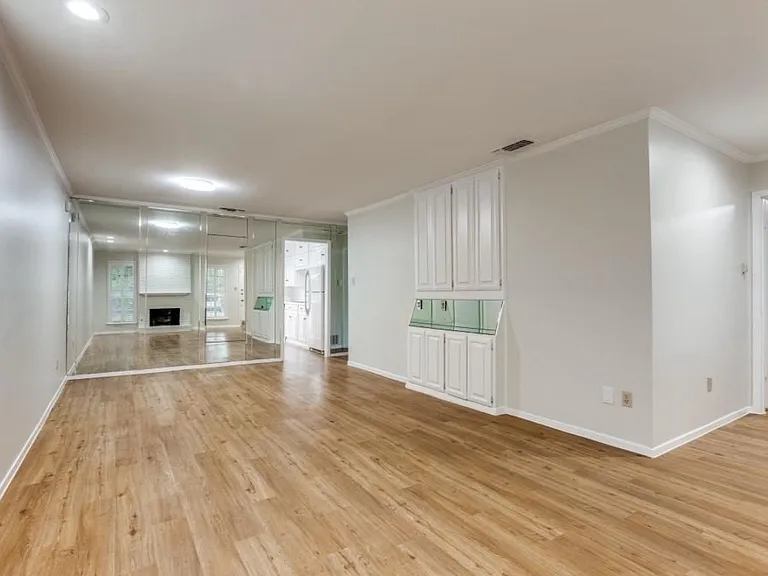 10824 Pagewood Dr — Photo 3