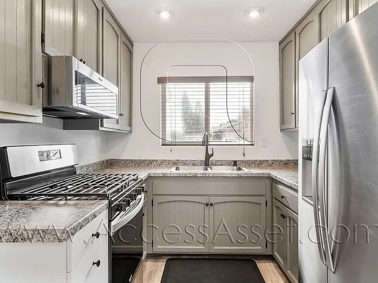 1636 Zoro Way — Photo 5