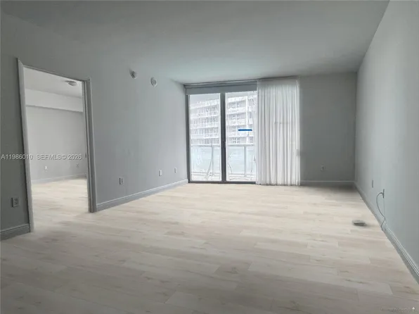 475 Brickell Ave, Miami, FL