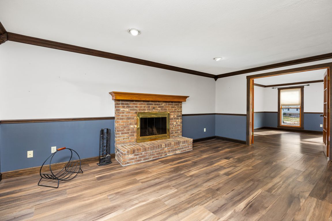 next background image