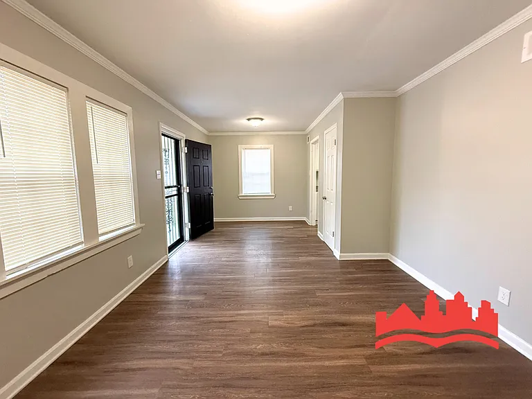 3477 Kensett Dr — Photo 5