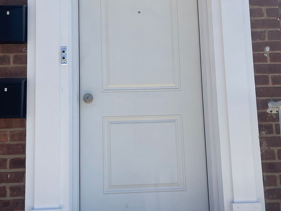 1st image of 6137 Cloverdale Blvd #A