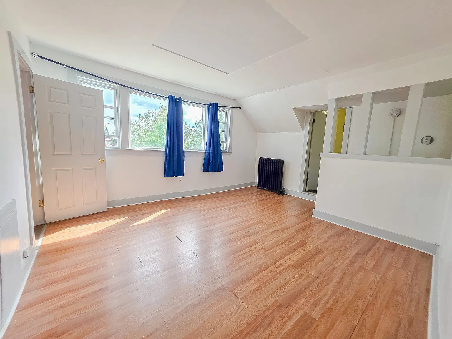 126 Harrison St — Photo 2