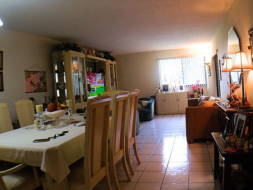 1st image of 77 Lakeview Dr Unit 104