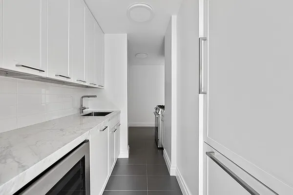 Sold by Corcoran | media 7