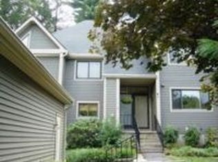 41 River Vw, Avon, CT 06001