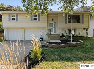1101 Bluff St, Bellevue, NE 68005