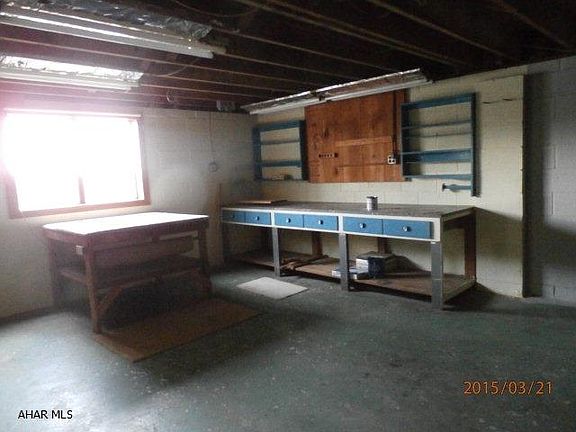 2nd image of 182 Windwood Cir