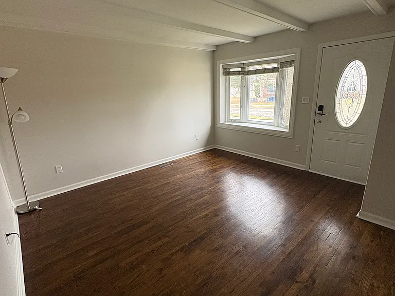 3153 Cummings Ave — Photo 14
