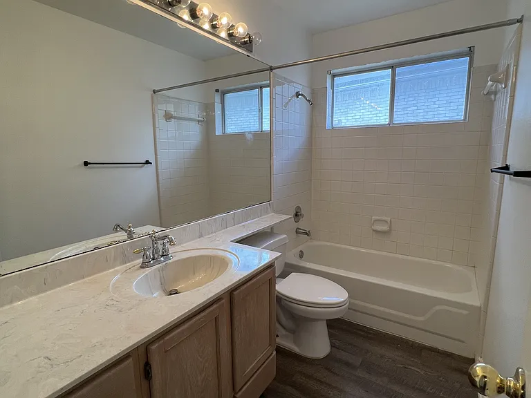 5904 Creekway St — Photo 25