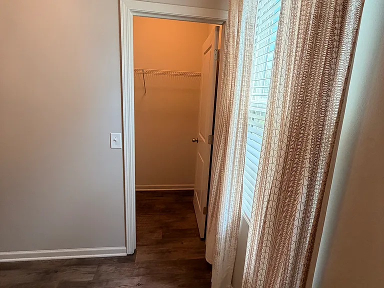 13987 Catalina Dr — Photo 17