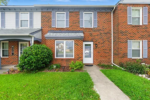 302 Seeman Ct Photo 1 302 Seeman Ct Photo 1