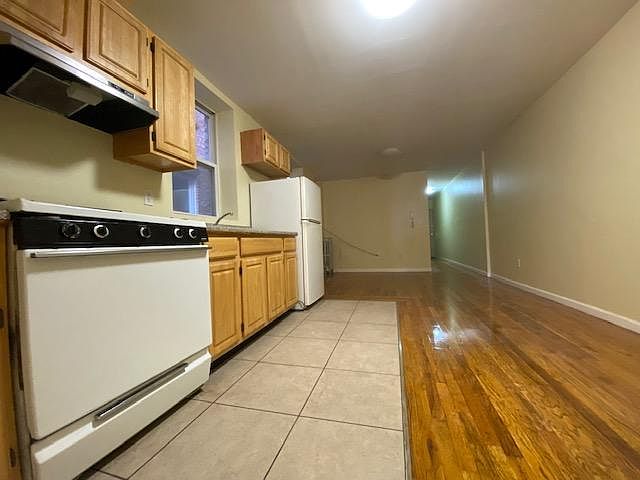 1st image of 287 Riverdale Ave