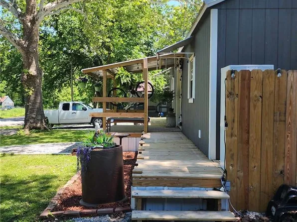 501 W 6th St, Deepwater, MO 64740