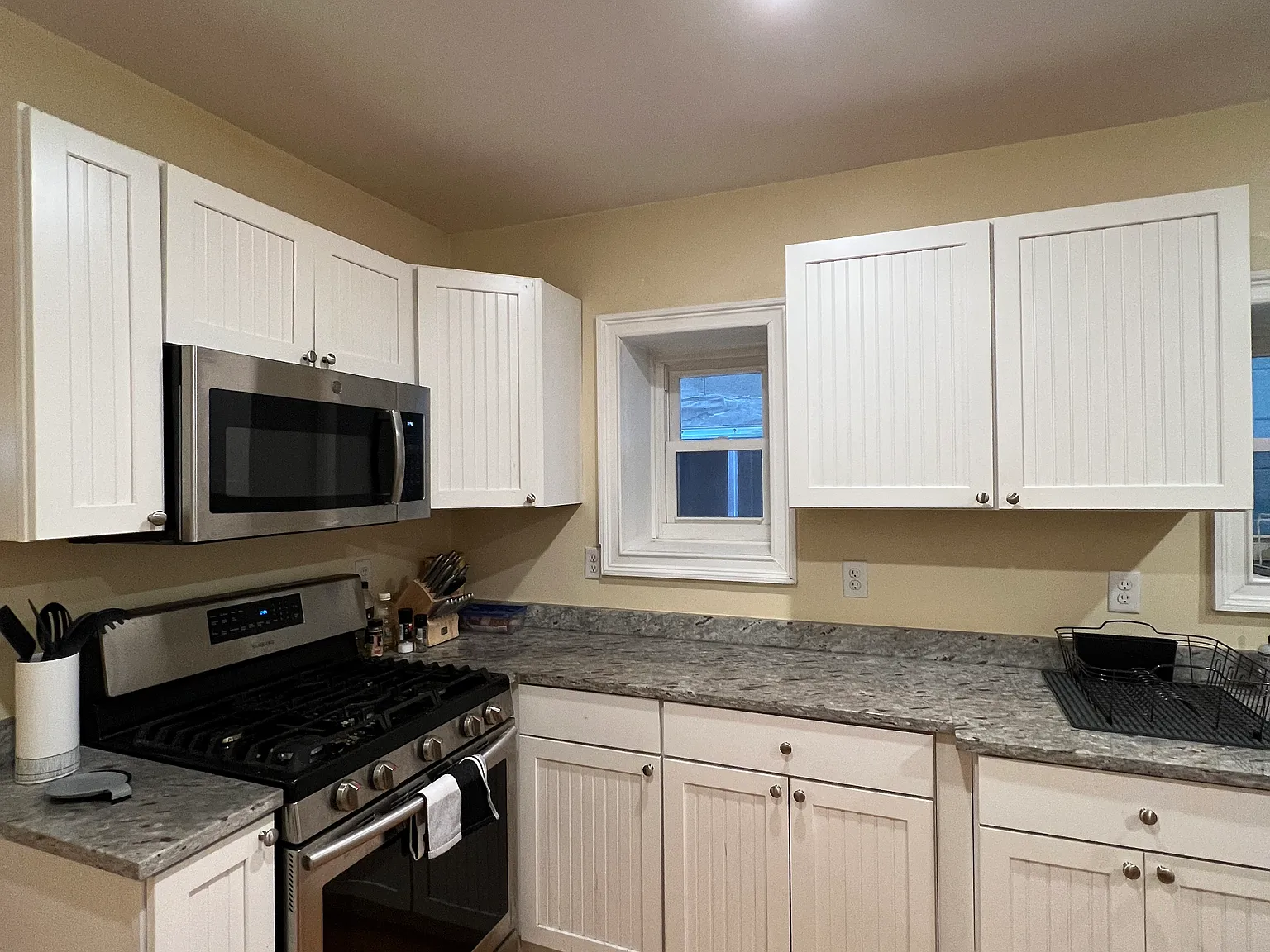 2 bed, 900 sqft, $3,400 — Photo 4