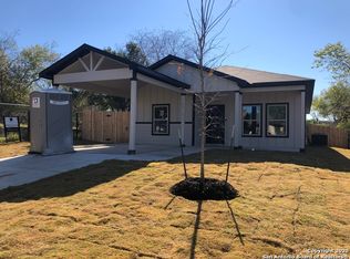 8702 Yellow Knife St, San Antonio, TX 78242