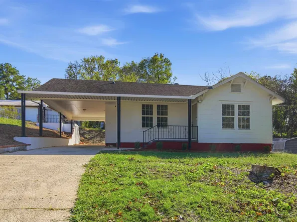 990 Bluff St, Bessemer, AL 35020