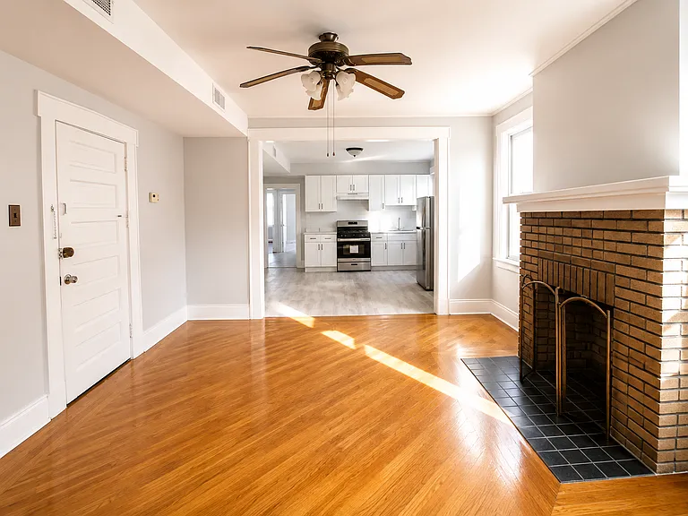 203 Renner Ave #1C — Photo 3