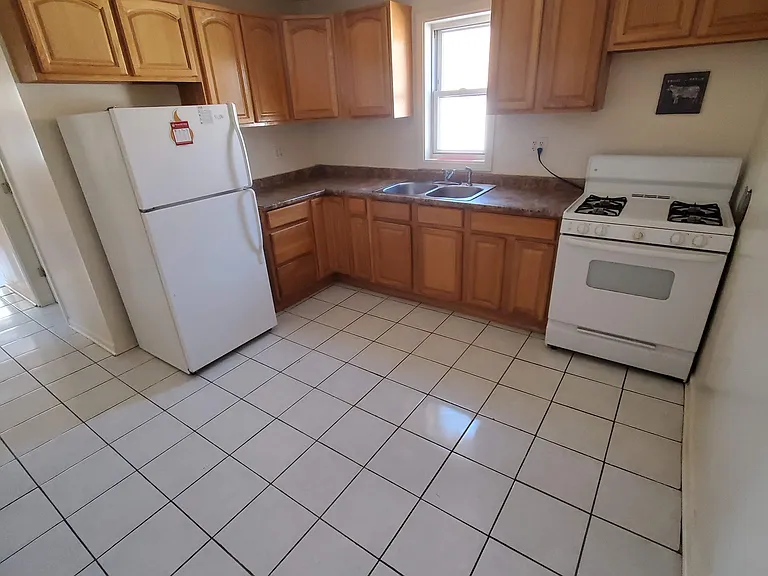 5021 S Loomis Blvd #1 — Photo 3