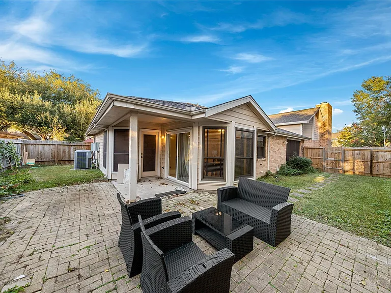 12635 Ashford Chase Dr — Photo 16