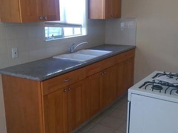 4th image of 1459 Silver Lake Blvd #2