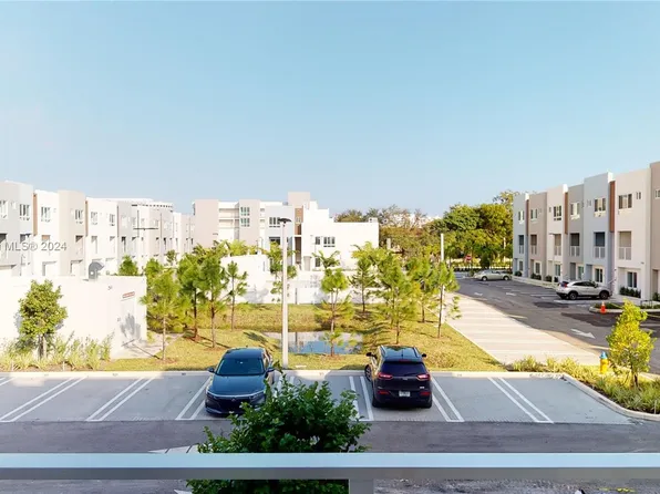 2535 NE 193rd St #3211, Miami, FL 33180