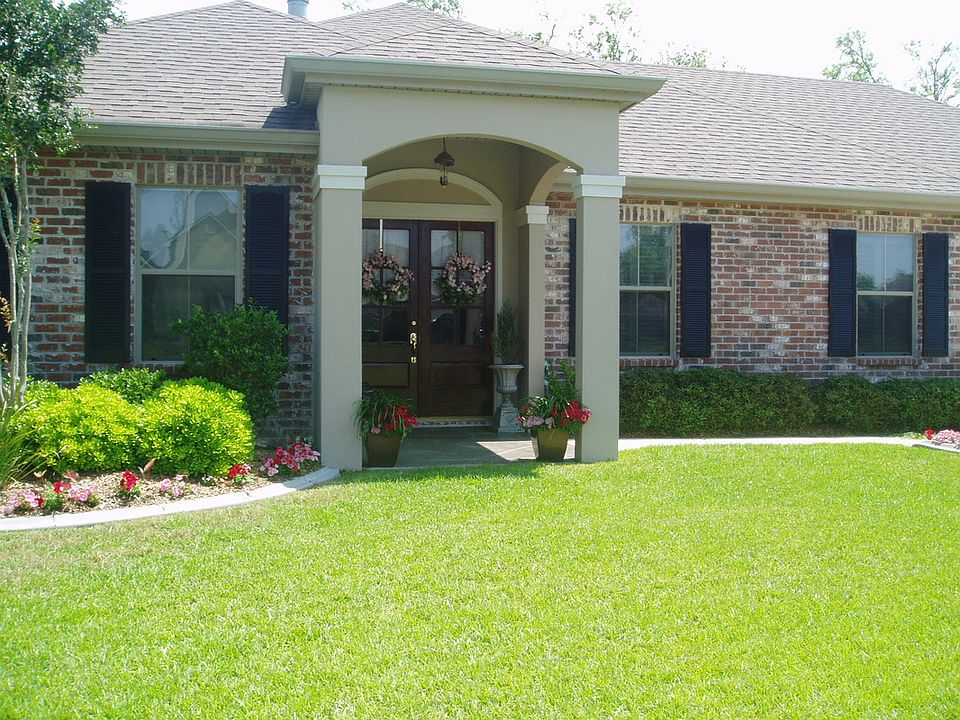 308 Riverwood Drive