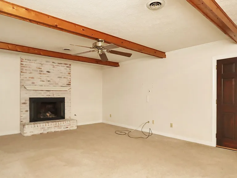 227 Aspen Blvd — Photo 20