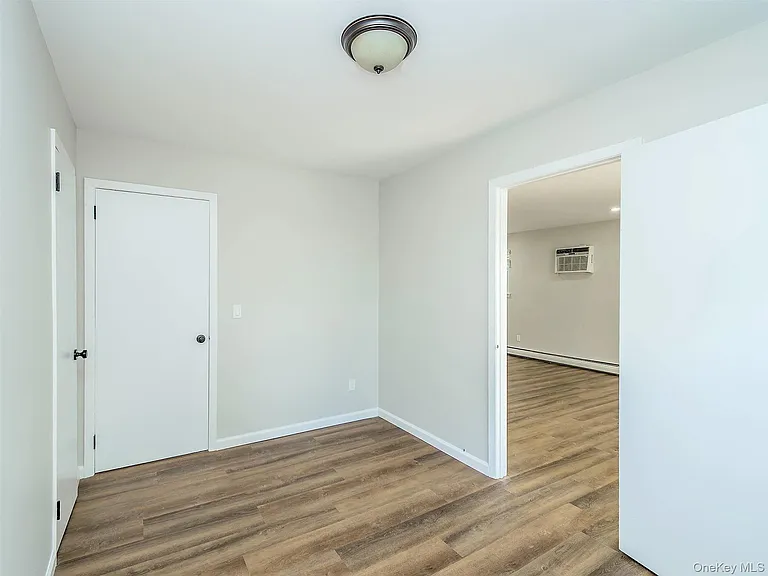 80 Maxwell Ave — Photo 11