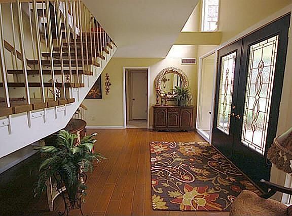 3rd image of 2108 Shoreline Cir