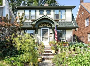 360 Bonniewood Dr, Cleveland, OH 44110