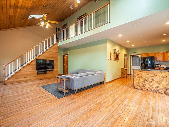 4th image of 10584 New Biddinger Rd