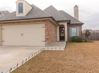 300 Timber Bark Rd, Lafayette, LA 70508