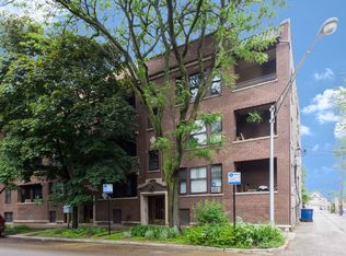 6253 N Greenview Ave #3, Chicago, IL 60660