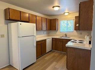 3700 California Ave SW #2, Seattle, WA 98116