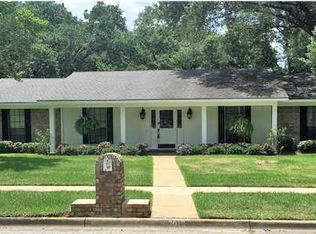 2012 Woodhillcrest Dr, Mobile, AL 36609