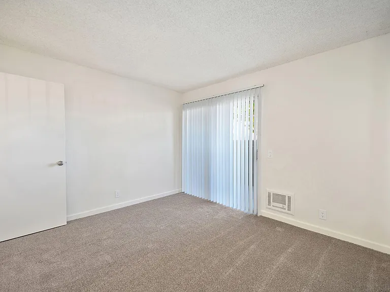 Elan Tamarack Shores — Photo 25