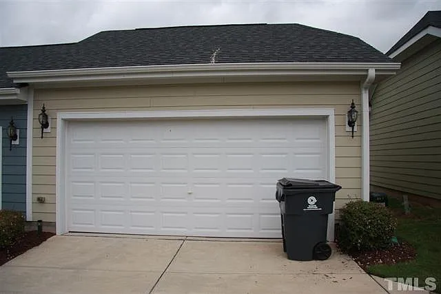 1013 Semora Ln — Photo 26