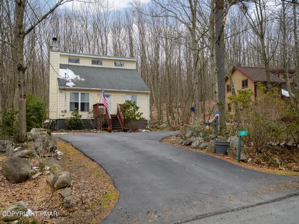 108 Country Club Dr, Thornhurst, PA 18424