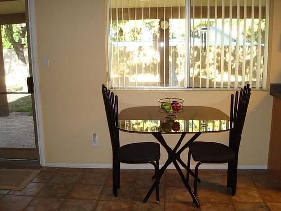 Breakfast nook