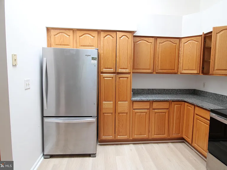 7509 Ashby Ln #N — Photo 10