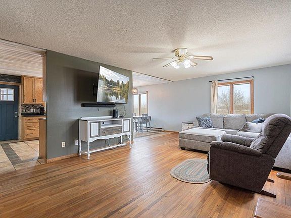 4th image of 12191 Oakridge Rd