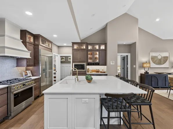 14913 Abberton Dr, Midlothian, VA 23112