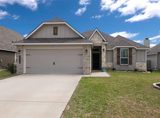 3212 Risinger Rd, Lorena, TX 76655